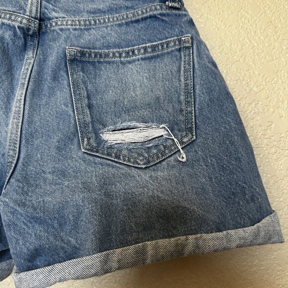 Arizona Jeans Co Womens Jean Shorts Size 1 Patch Pocket Highest Rise Roll/fray - Picture 6 of 9